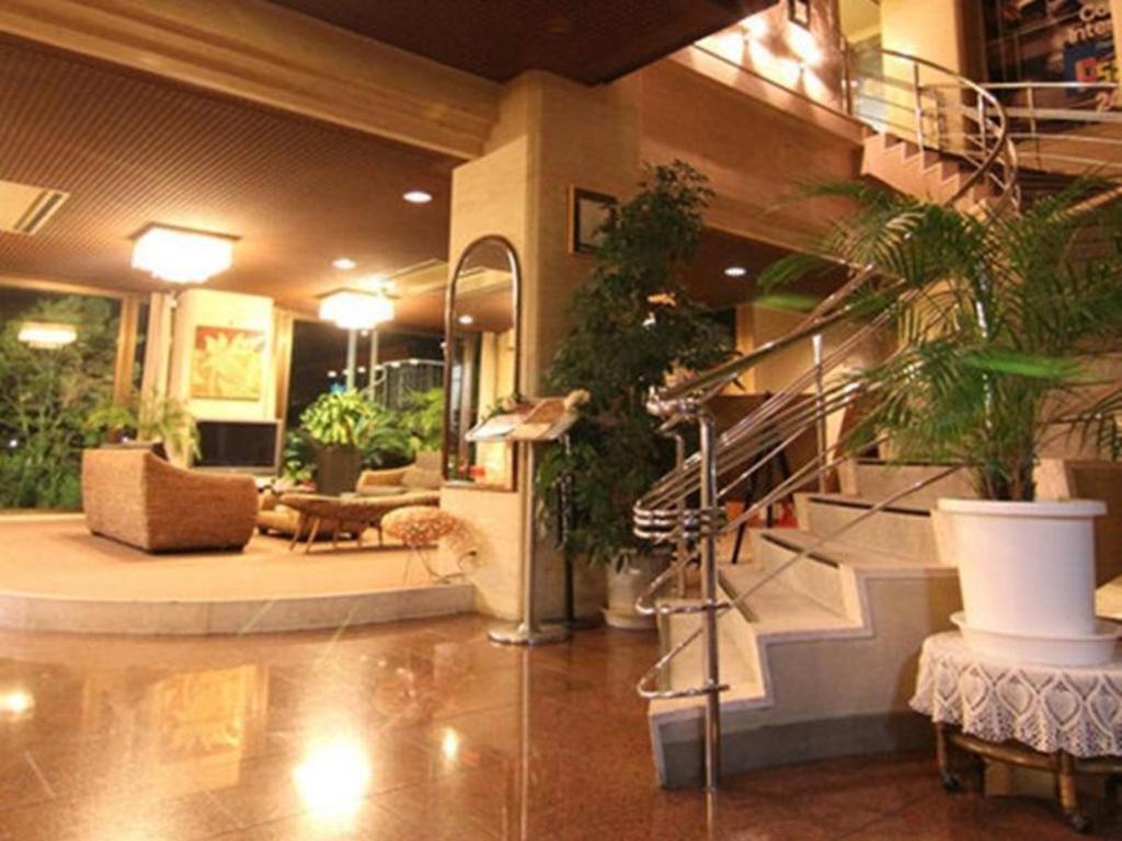 Miyakonojo Sun Plaza Hotel Kültér fotó